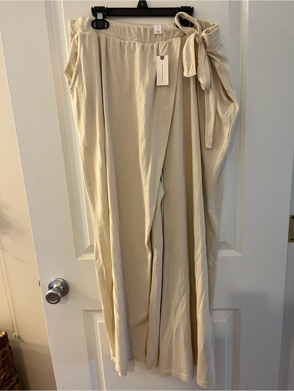 Anthropologie Daily Practice Cream Gathered Waist Wrap Pants - Picture 5 of 6